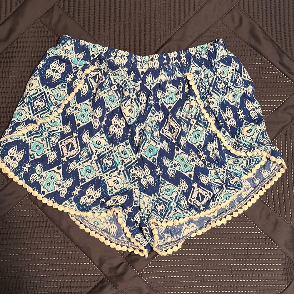Kids large 10/12 shorts. Blue/Light blue, and white